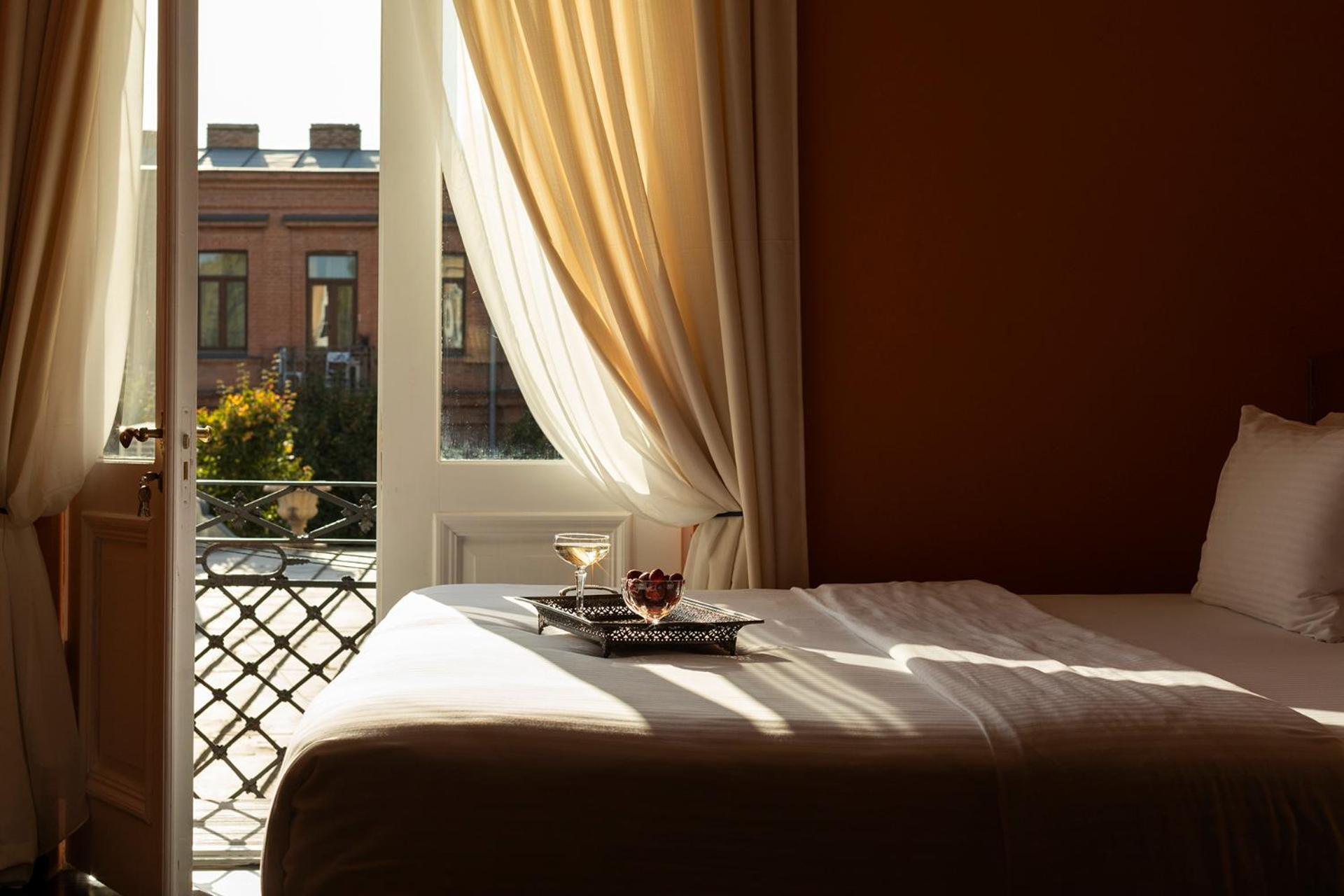 Unfound Door - Design Hotel Τυφλίδα Δωμάτιο φωτογραφία